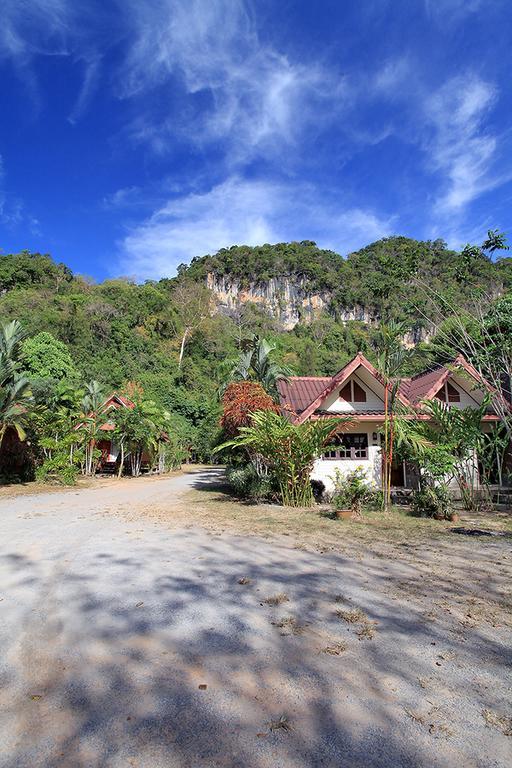 סאטון Langu Phupha Resort מראה חיצוני תמונה